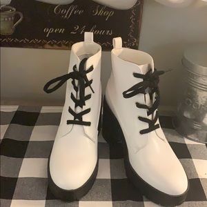 ✨Forever 21 Boots ✨